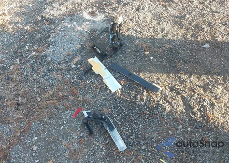 2018 Chevrolet Silverado 1500 1Lt z USA, uszkodzony, nr VIN 1GCRCREH8JZ162392